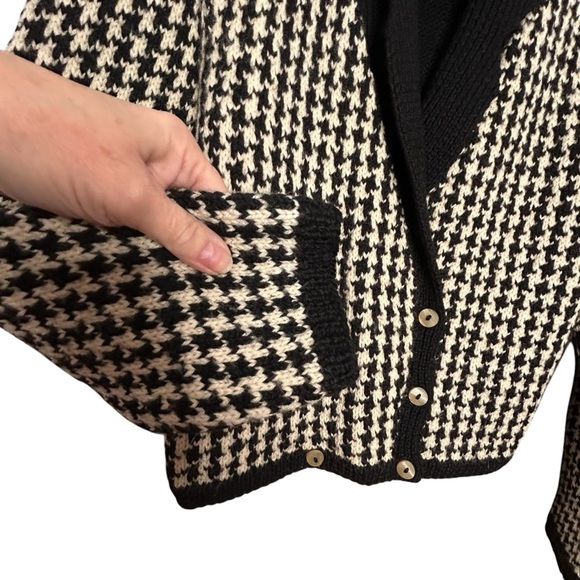 South Wool 100% Virgin Wool Houndstooth Pattern Puff Shoulder Knit Cardigan Sz S - Picture 6 of 9
